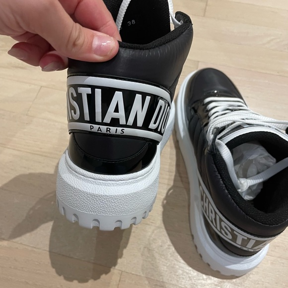 Dior D player *brand new in box* - Picture 3 of 4